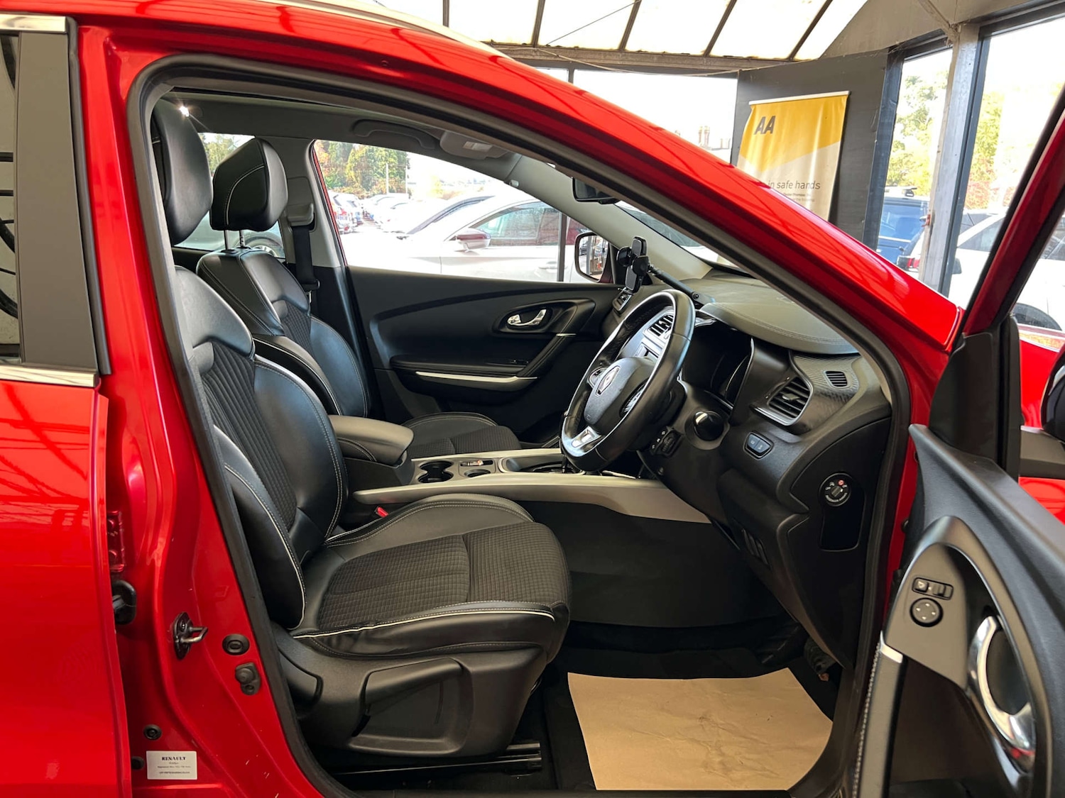 Used Renault Kadjar 2018 for sale - 76511110: Photo 9