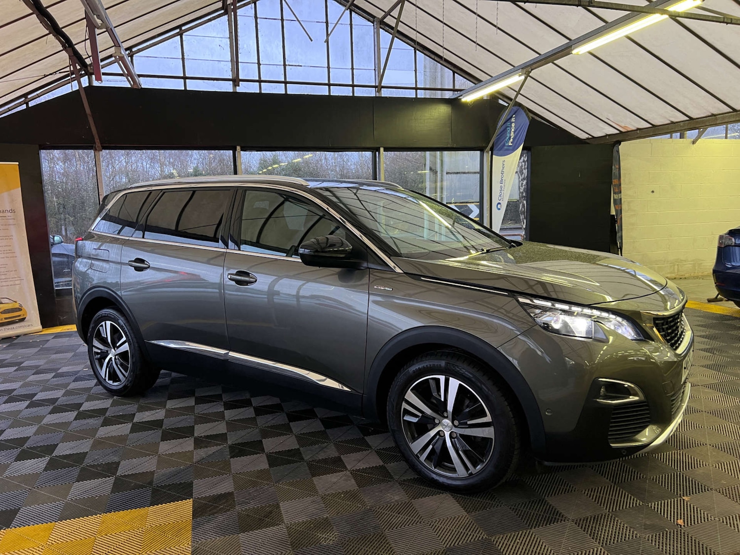 Used Peugeot 5008 2020 for sale - 77282430: Photo 3