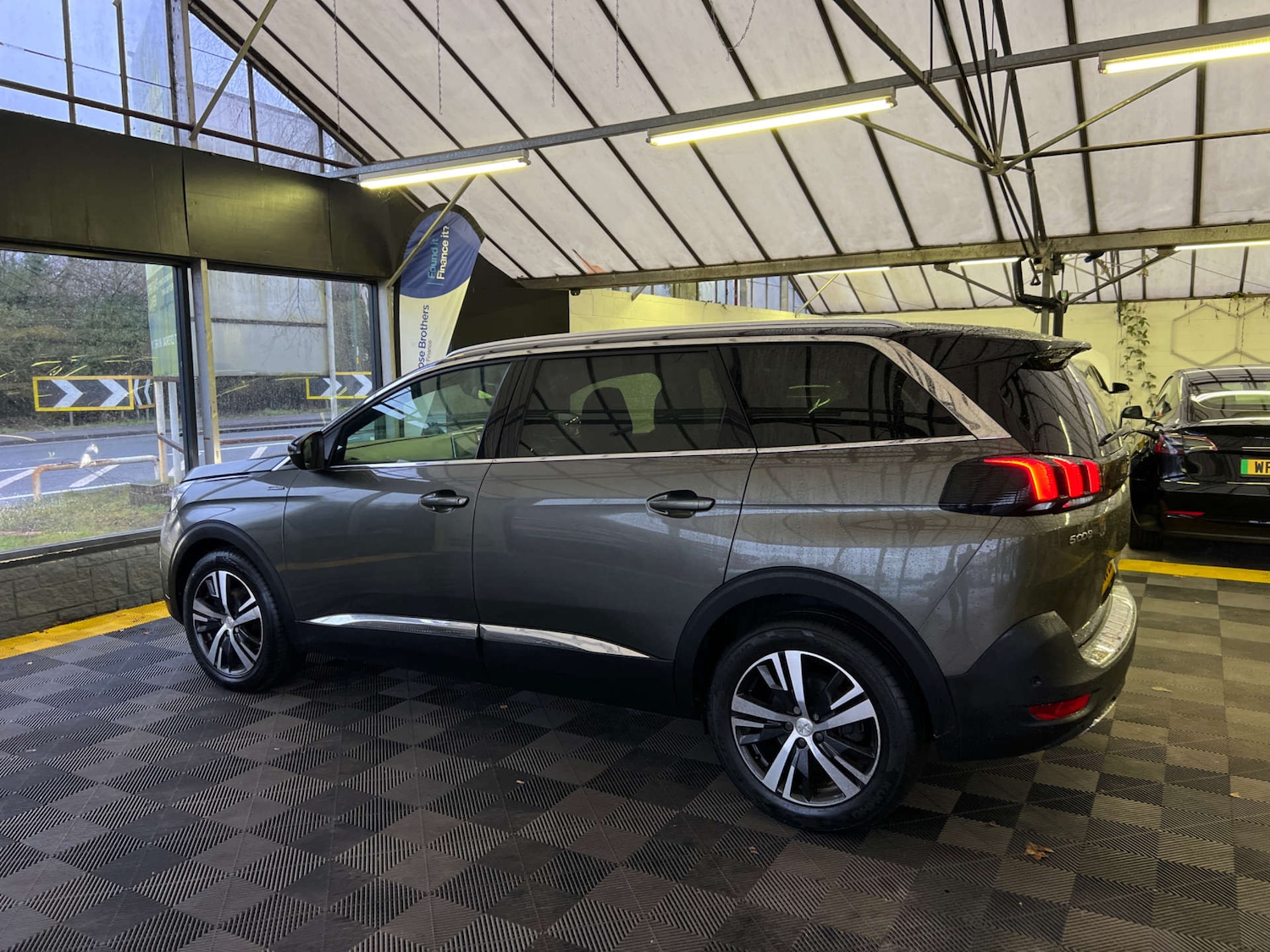 Used Peugeot 5008 2020 for sale - 77282430: Photo 7