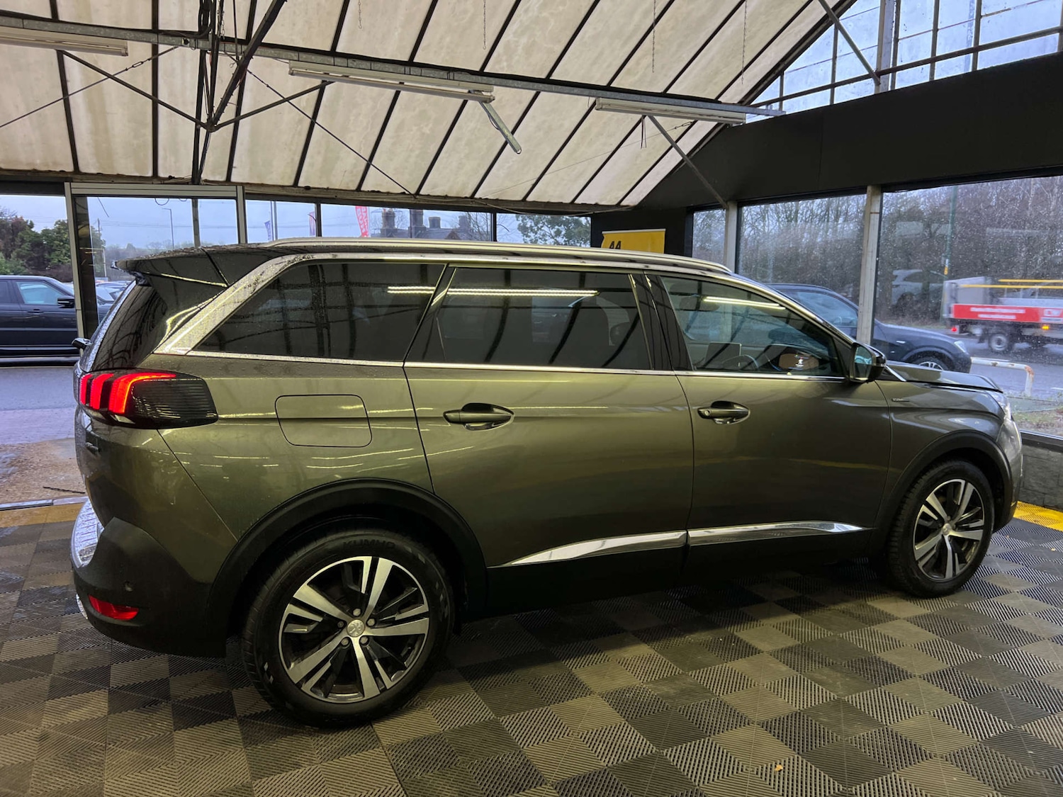 Used Peugeot 5008 2020 for sale - 77282430: Photo 9