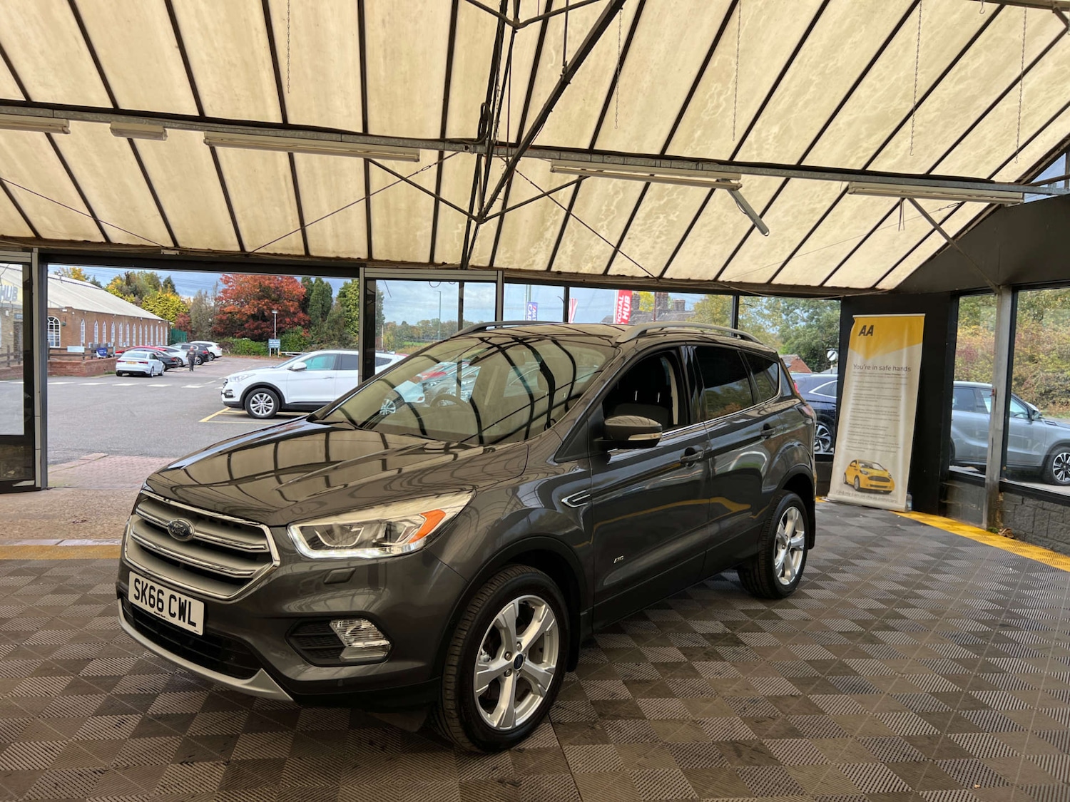 Used Ford Kuga 2016 for sale - 76602081: Photo 2