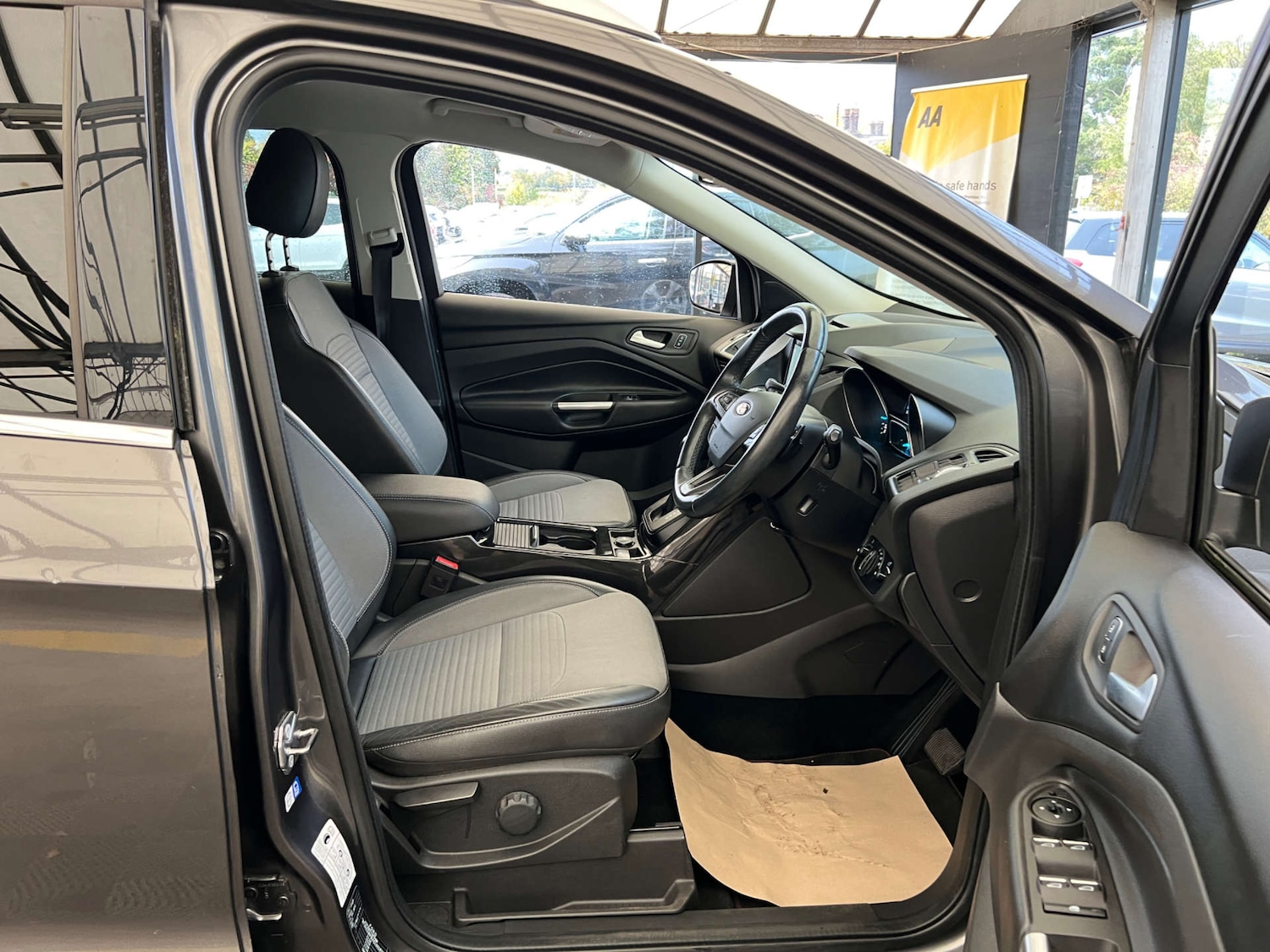 Used Ford Kuga 2016 for sale - 76602081: Photo 6