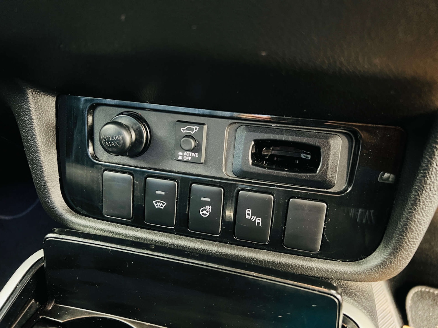 Used Mitsubishi Outlander 2018 for sale - 76640033: Photo 22