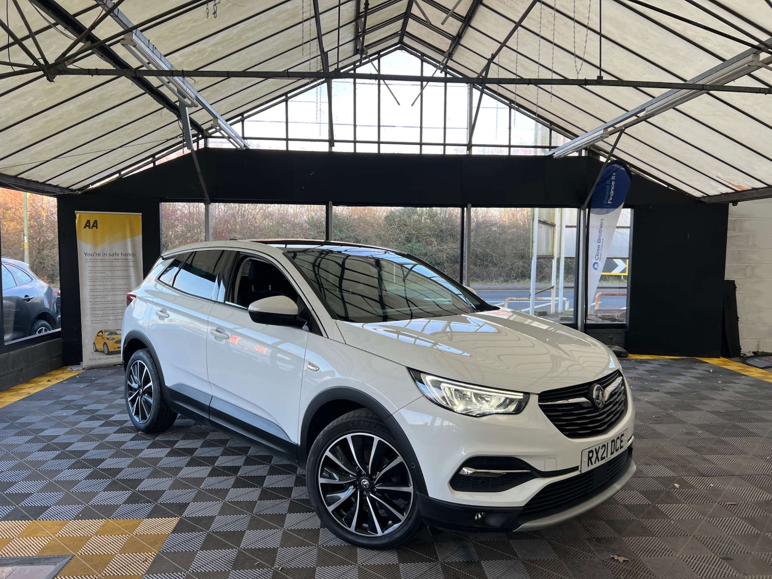 Used Vauxhall Grandland X 2021 for sale - 77096047: Photo 1
