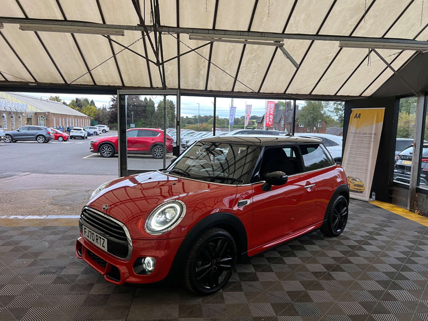 Used MINI Hatch 2020 for sale - 76205341: Photo 4