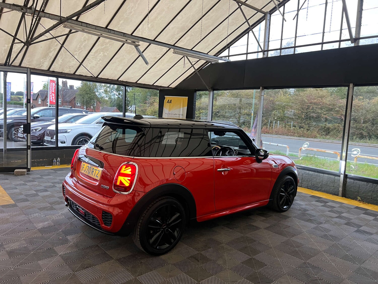 Used MINI Hatch 2020 for sale - 76205341: Photo 7