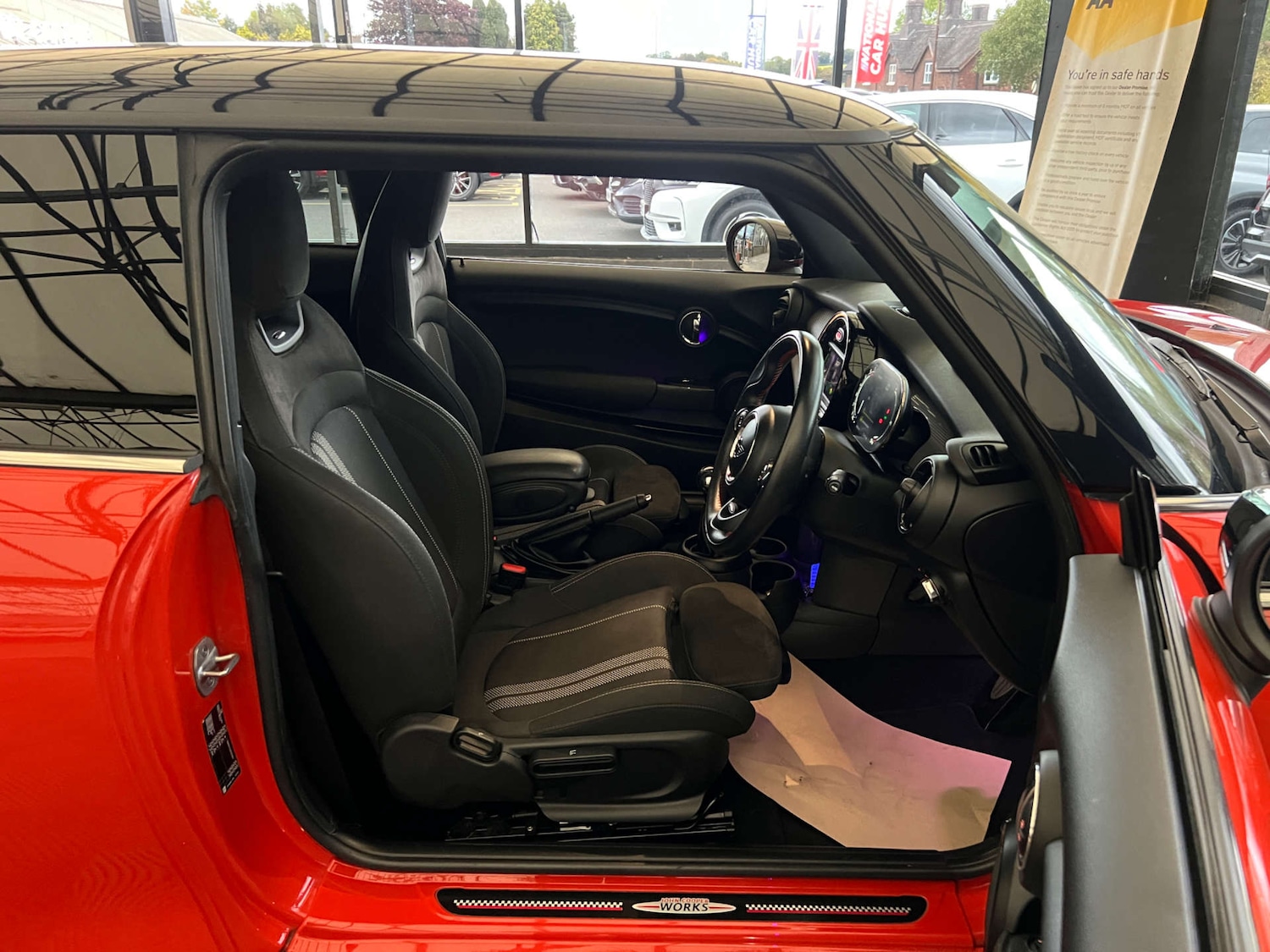Used MINI Hatch 2020 for sale - 76205341: Photo 8