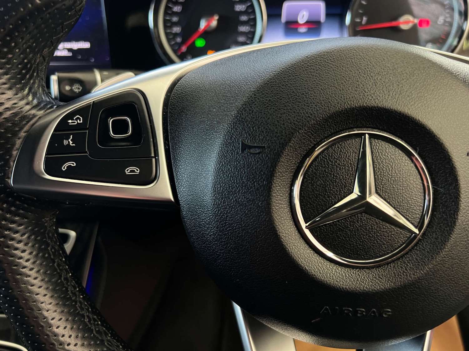 Used Mercedes-Benz E Class 2018 for sale - 77409780: Photo 10
