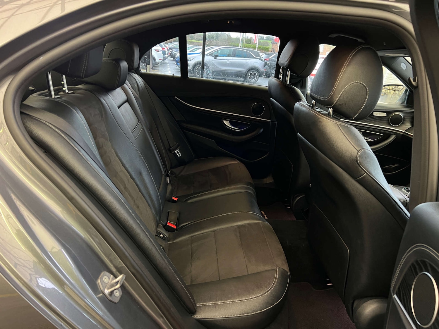 Used Mercedes-Benz E Class 2018 for sale - 77409780: Photo 17