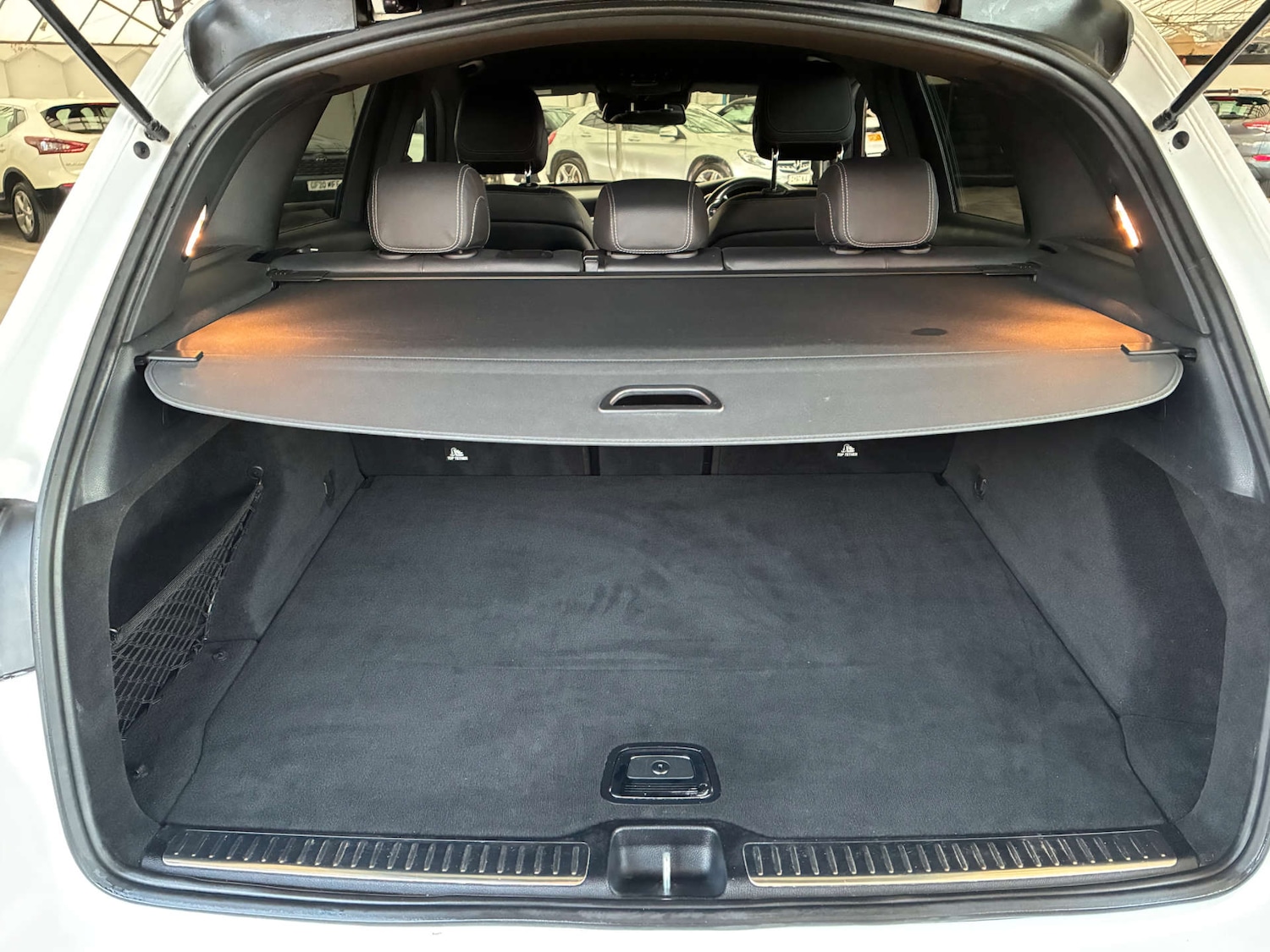 Used Mercedes-Benz GLC 2018 for sale - 76699702: Photo 29