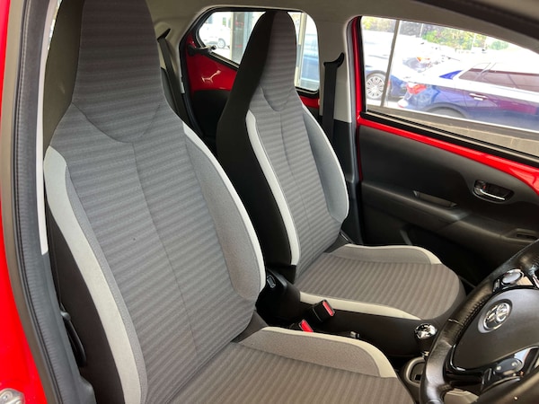 Used Toyota AYGO 2019 for sale - 76245078: Photo 10