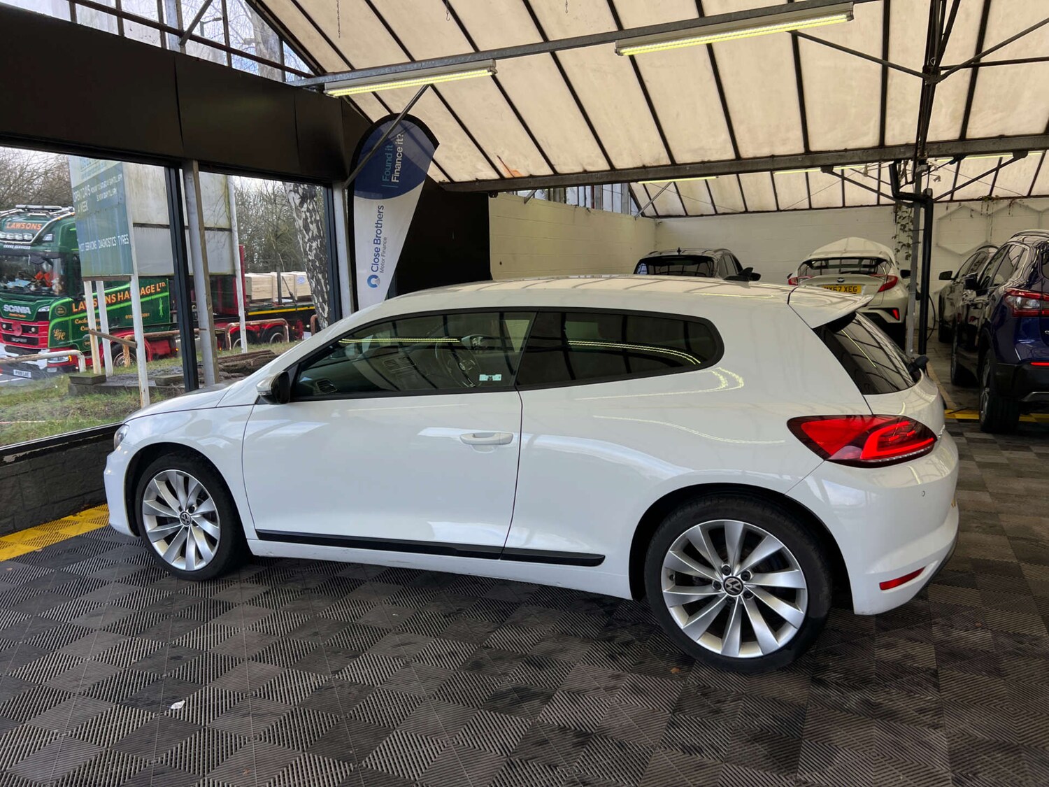 Used Volkswagen Scirocco 2016 for sale - 77529390: Photo 7