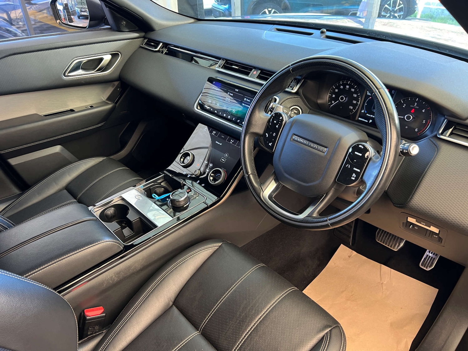 Used Land Rover Range Rover Velar 2019 for sale - 76650399: Photo 14