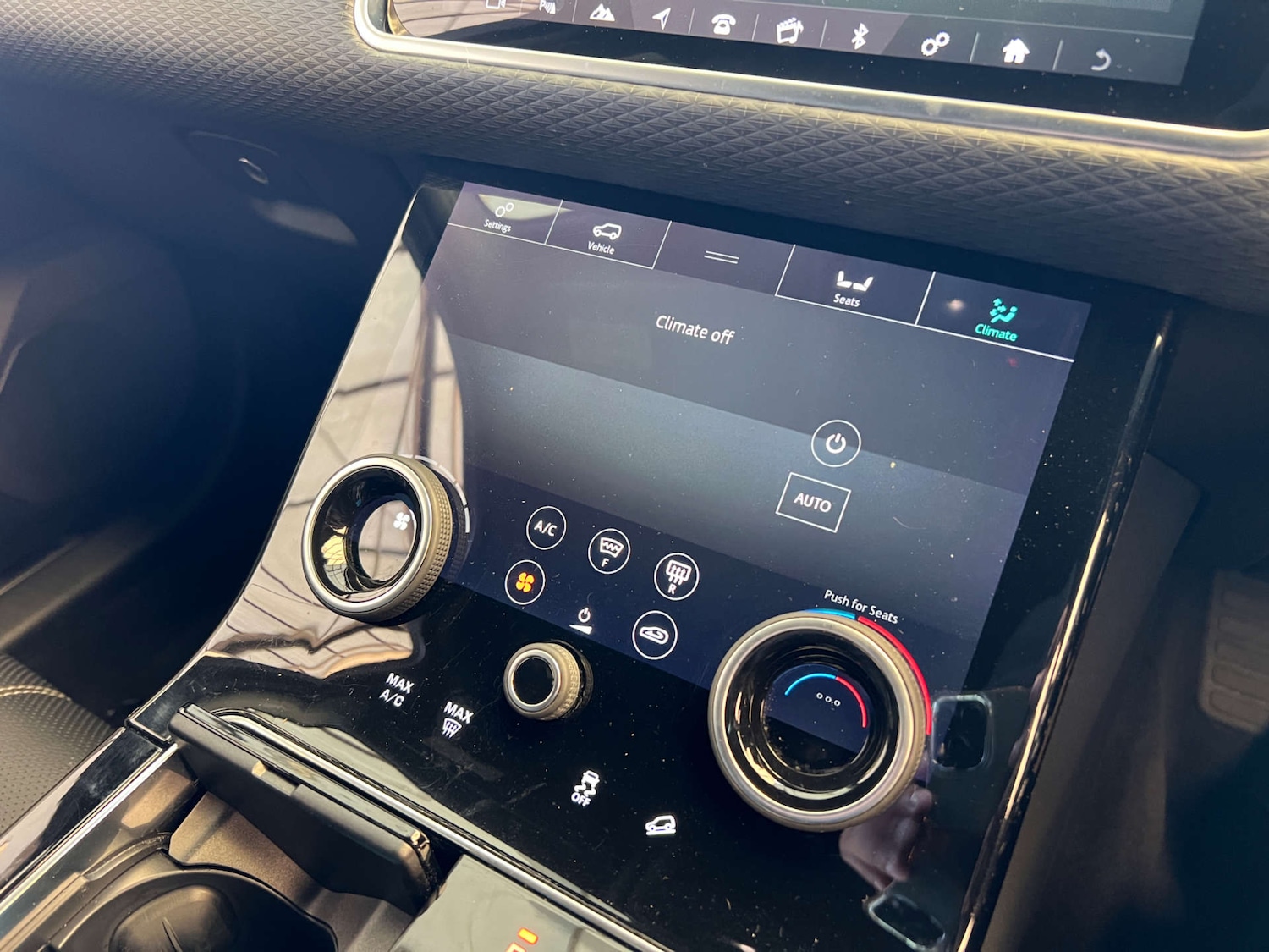 Used Land Rover Range Rover Velar 2019 for sale - 76650399: Photo 17