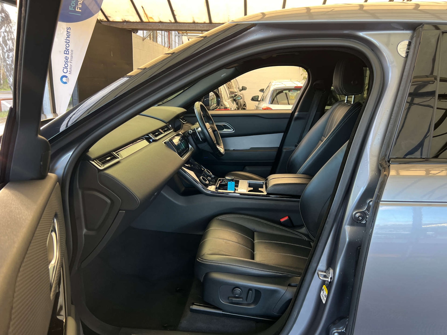 Used Land Rover Range Rover Velar 2019 for sale - 76650399: Photo 25