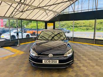 Used Volkswagen Golf 2019 for sale - 74746113: Photo