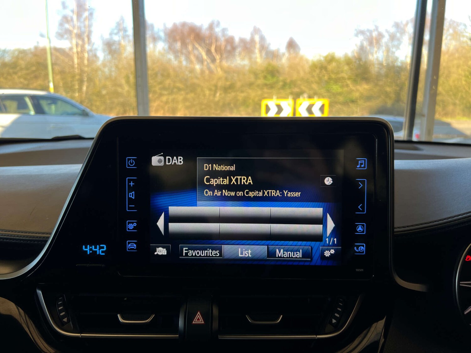 Used Toyota C-HR 2019 for sale - 77930570: Photo 17