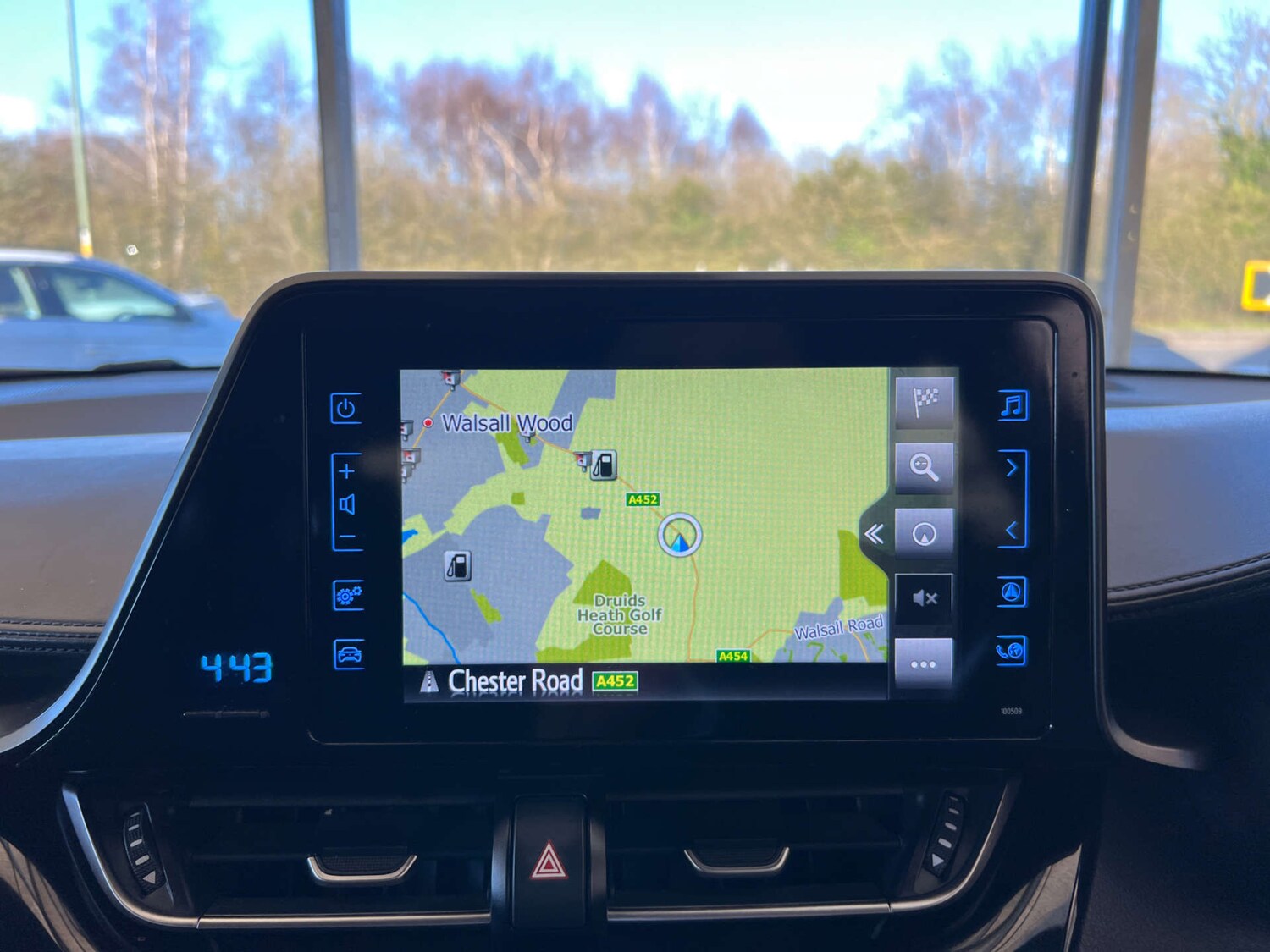 Used Toyota C-HR 2019 for sale - 77930570: Photo 20