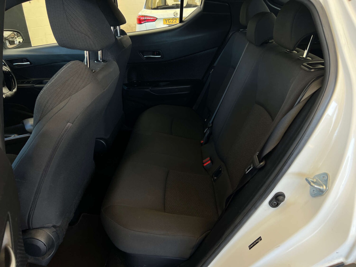 Used Toyota C-HR 2019 for sale - 77930570: Photo 25