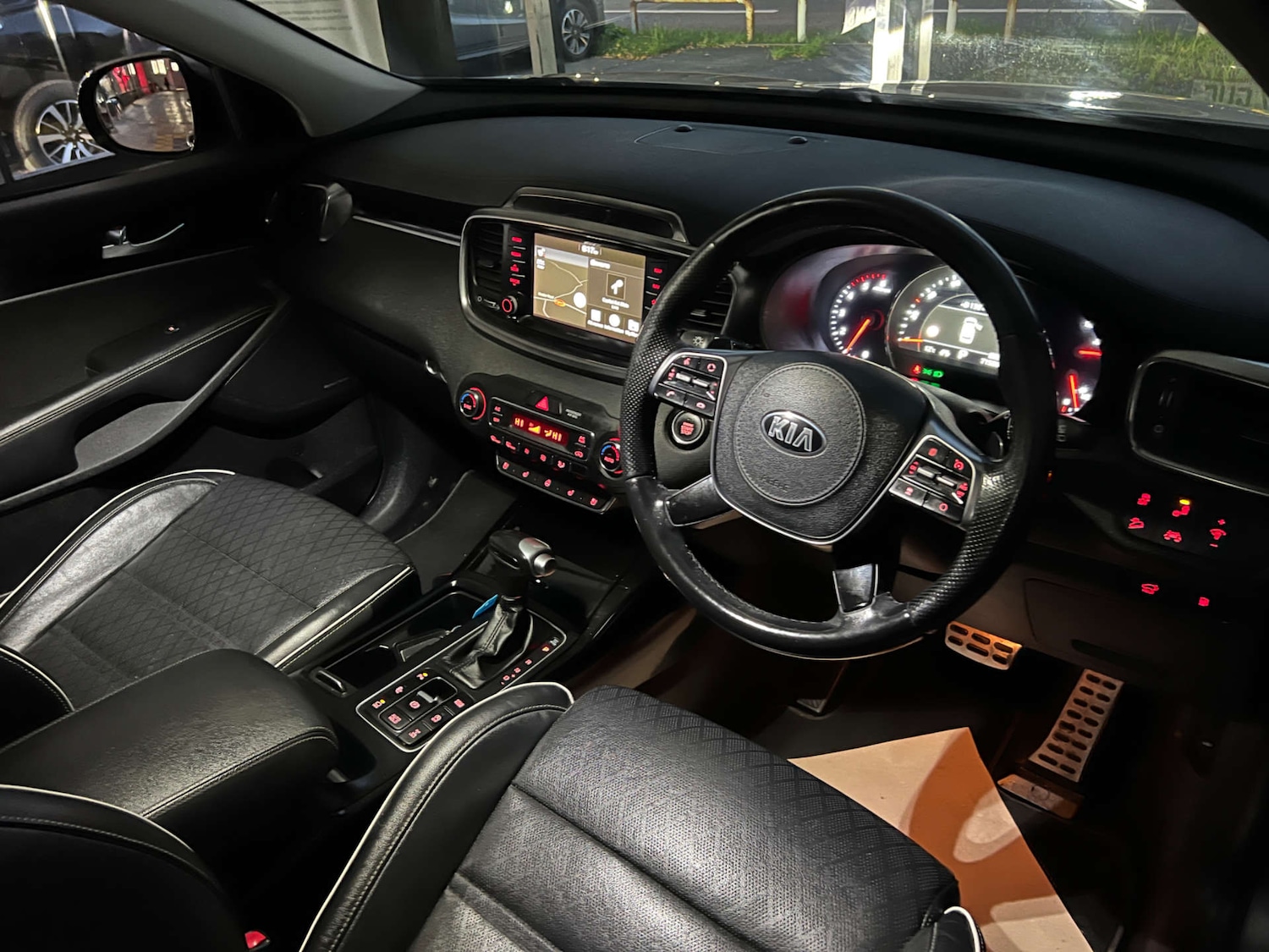 Used Kia Sorento 2018 for sale - 76601679: Photo 10