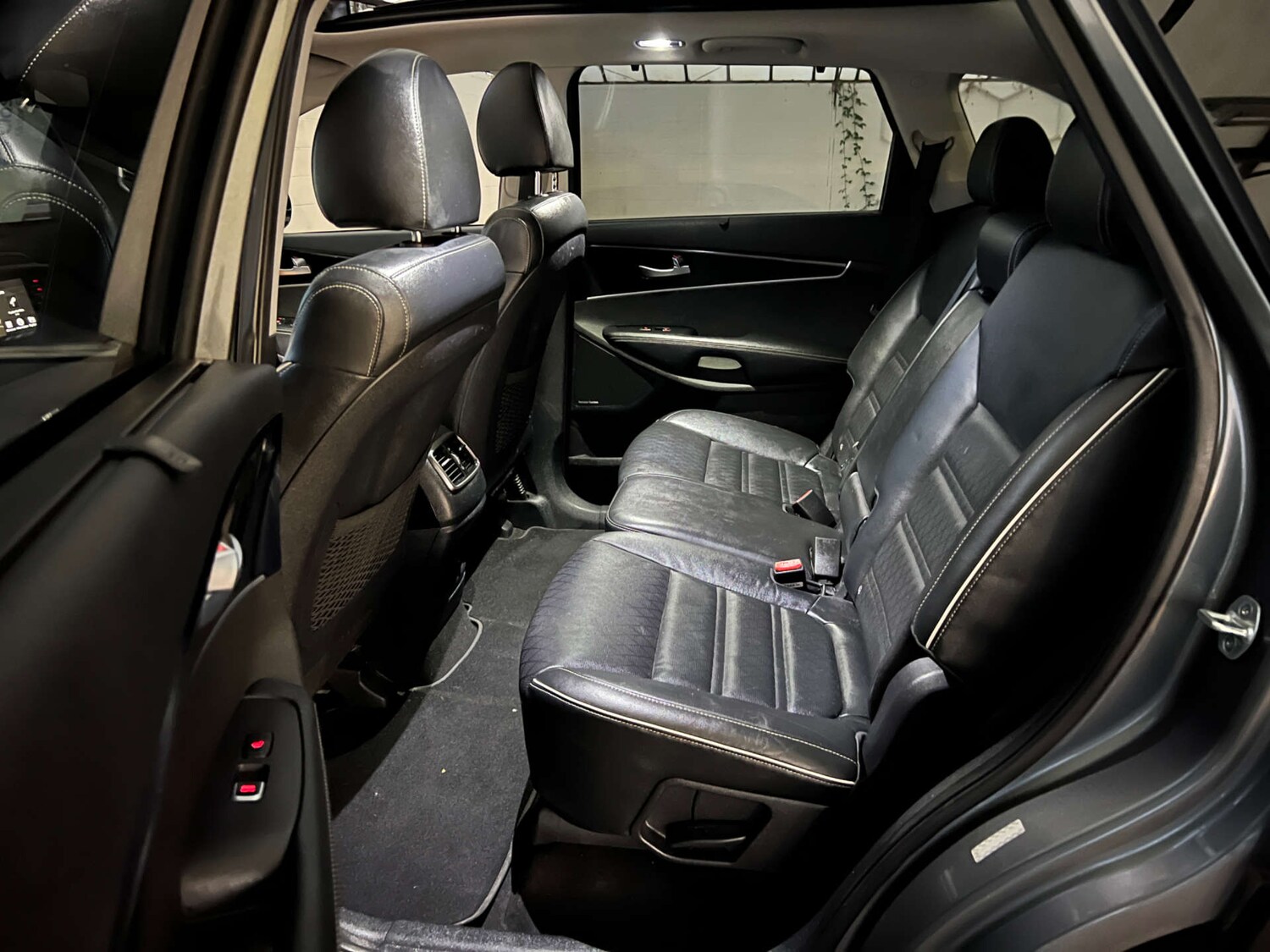 Used Kia Sorento 2018 for sale - 76601679: Photo 29