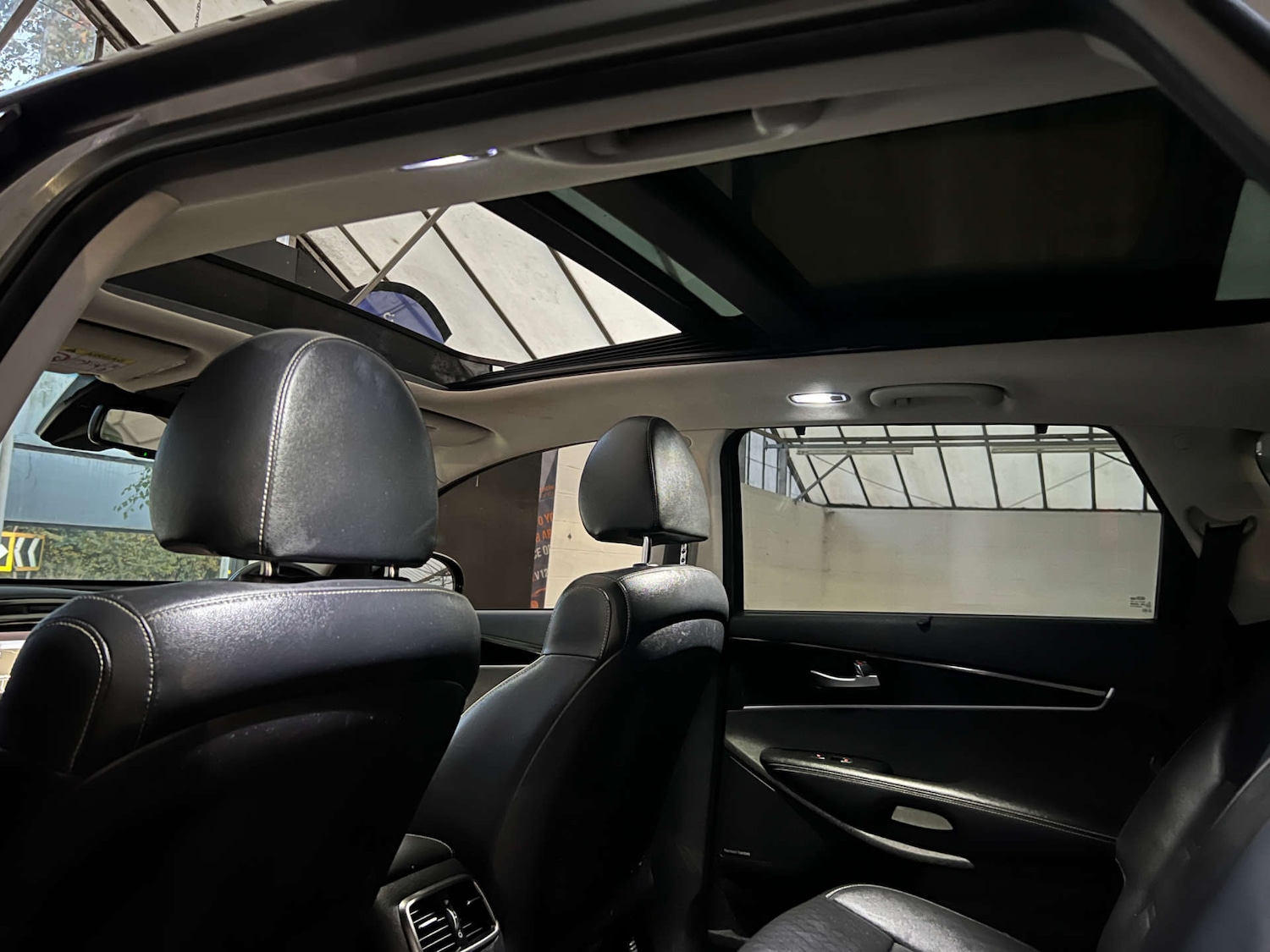 Used Kia Sorento 2018 for sale - 76601679: Photo 30