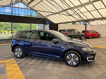 Used Volkswagen Golf 2019 for sale - 78894611: Photo
