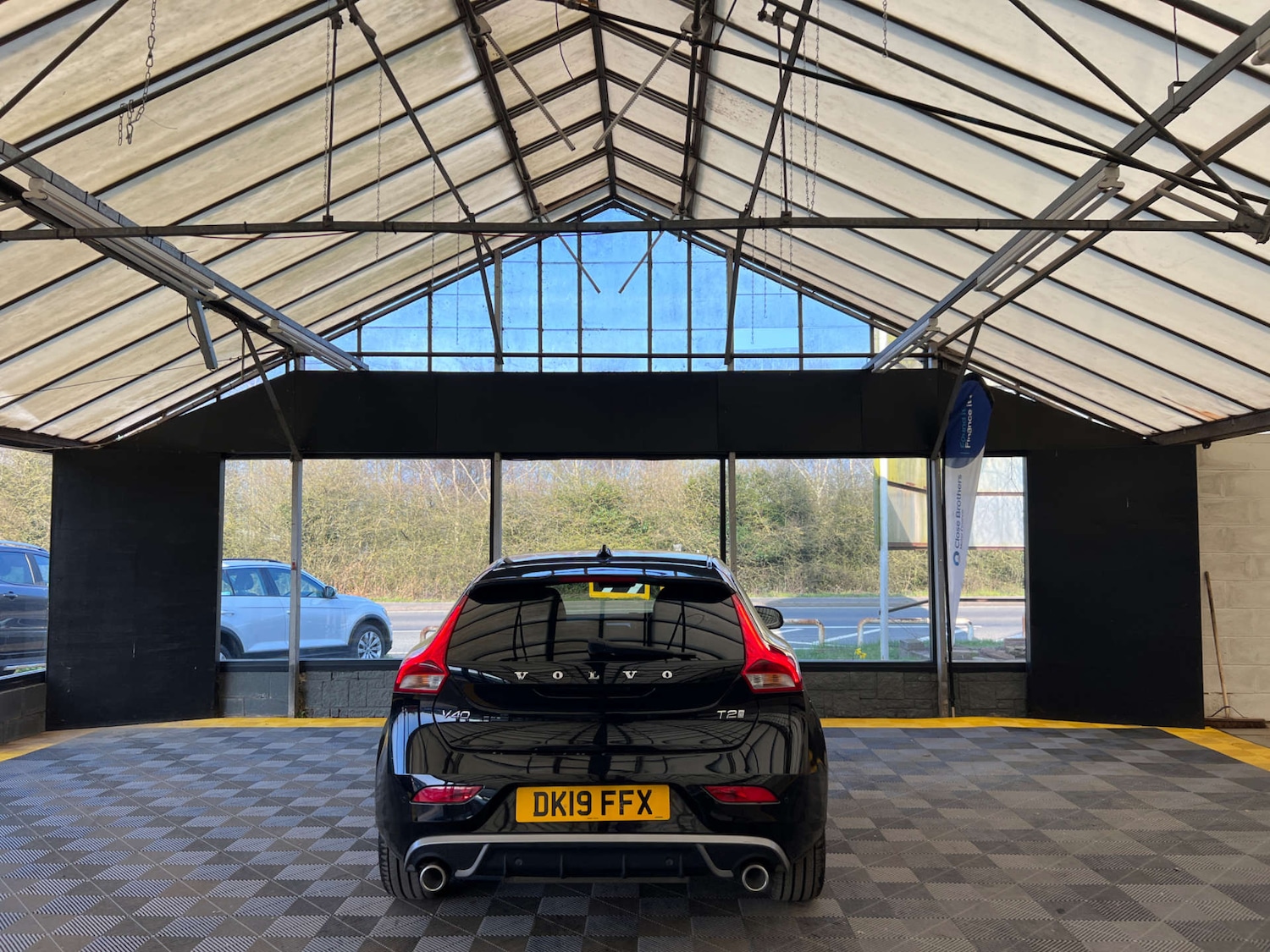 Used Volvo V40 2019 for sale - 78154412: Photo 8