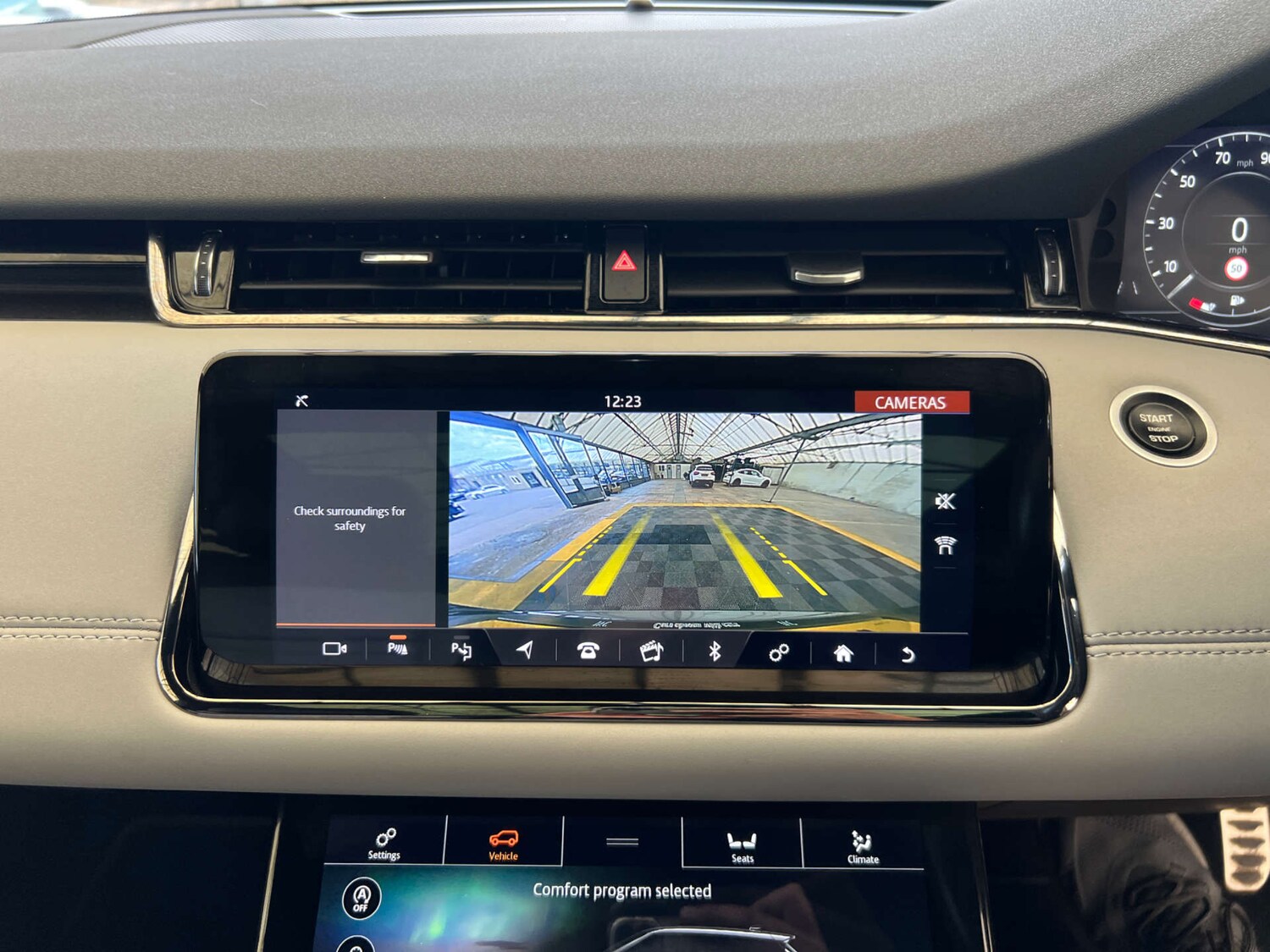 Used Land Rover Range Rover Evoque 2019 for sale - 77844625: Photo 23