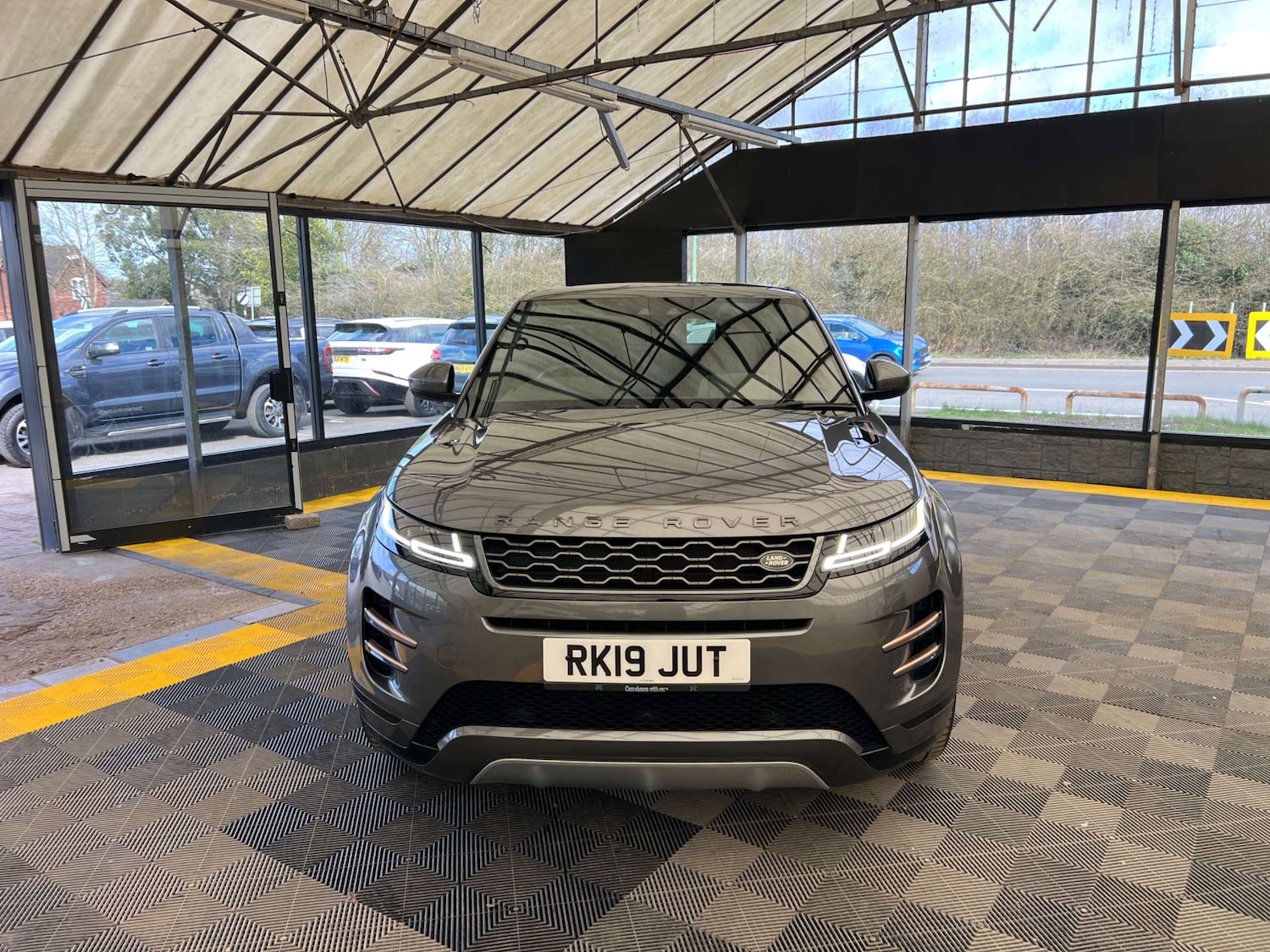 Used Land Rover Range Rover Evoque 2019 for sale - 77844625: Photo 4