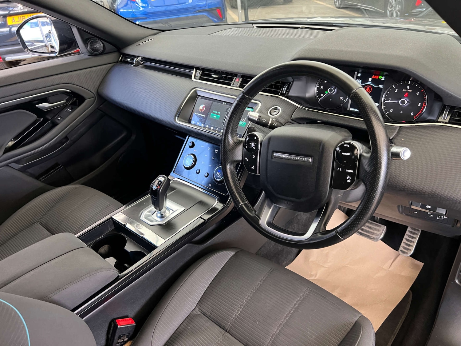 Used Land Rover Range Rover Evoque 2019 for sale - 77946362: Photo 11