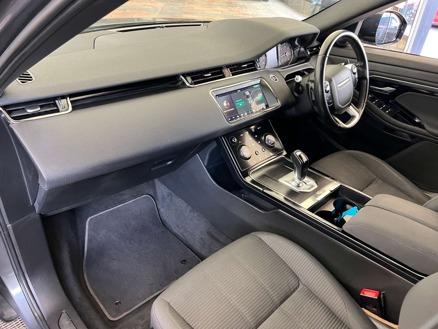 Used Land Rover Range Rover Evoque 2019 for sale - 77946362: Photo 27