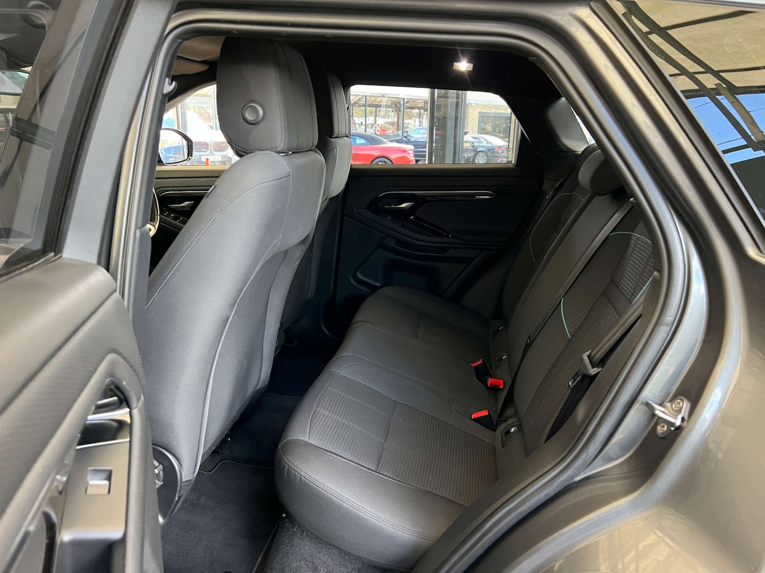 Used Land Rover Range Rover Evoque 2019 for sale - 77946362: Photo 28