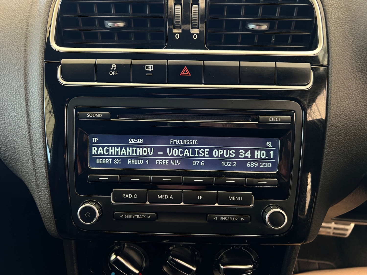 Used Volkswagen Polo 2012 for sale - 77888835: Photo 10