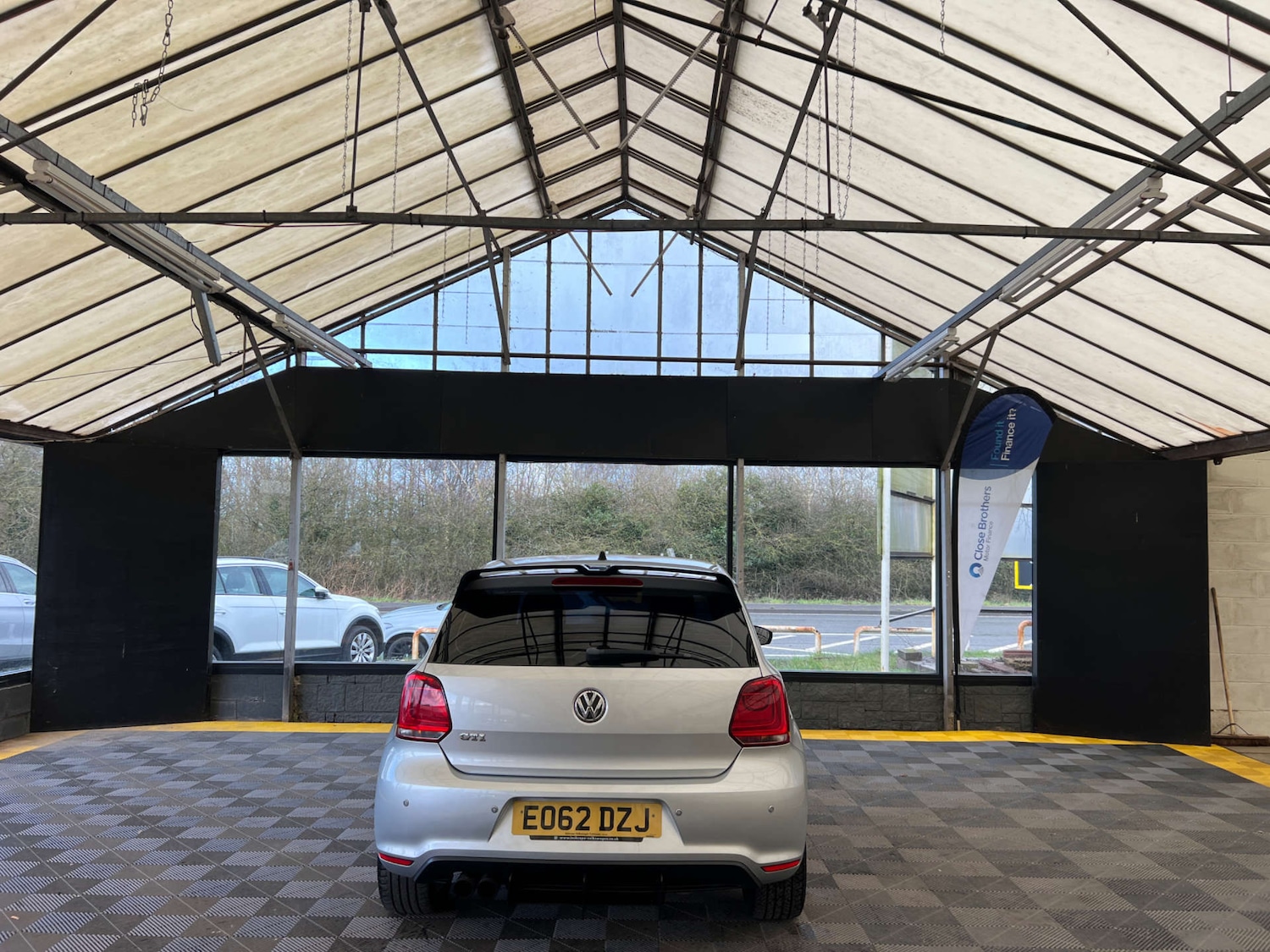 Used Volkswagen Polo 2012 for sale - 77888835: Photo 6