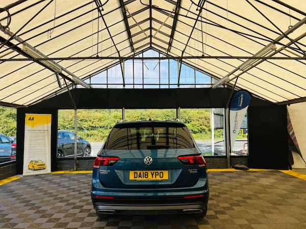 Used Volkswagen Tiguan 2018 for sale - 75470105: Photo 9