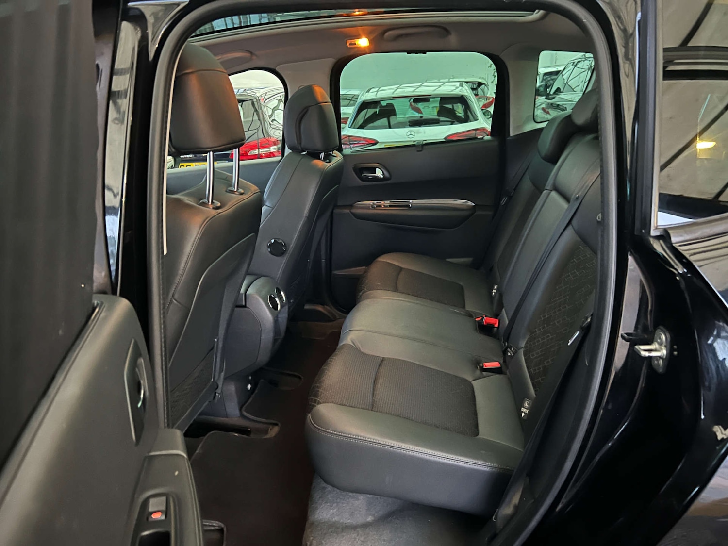 Used Peugeot 3008 2016 for sale - 77073379: Photo 26