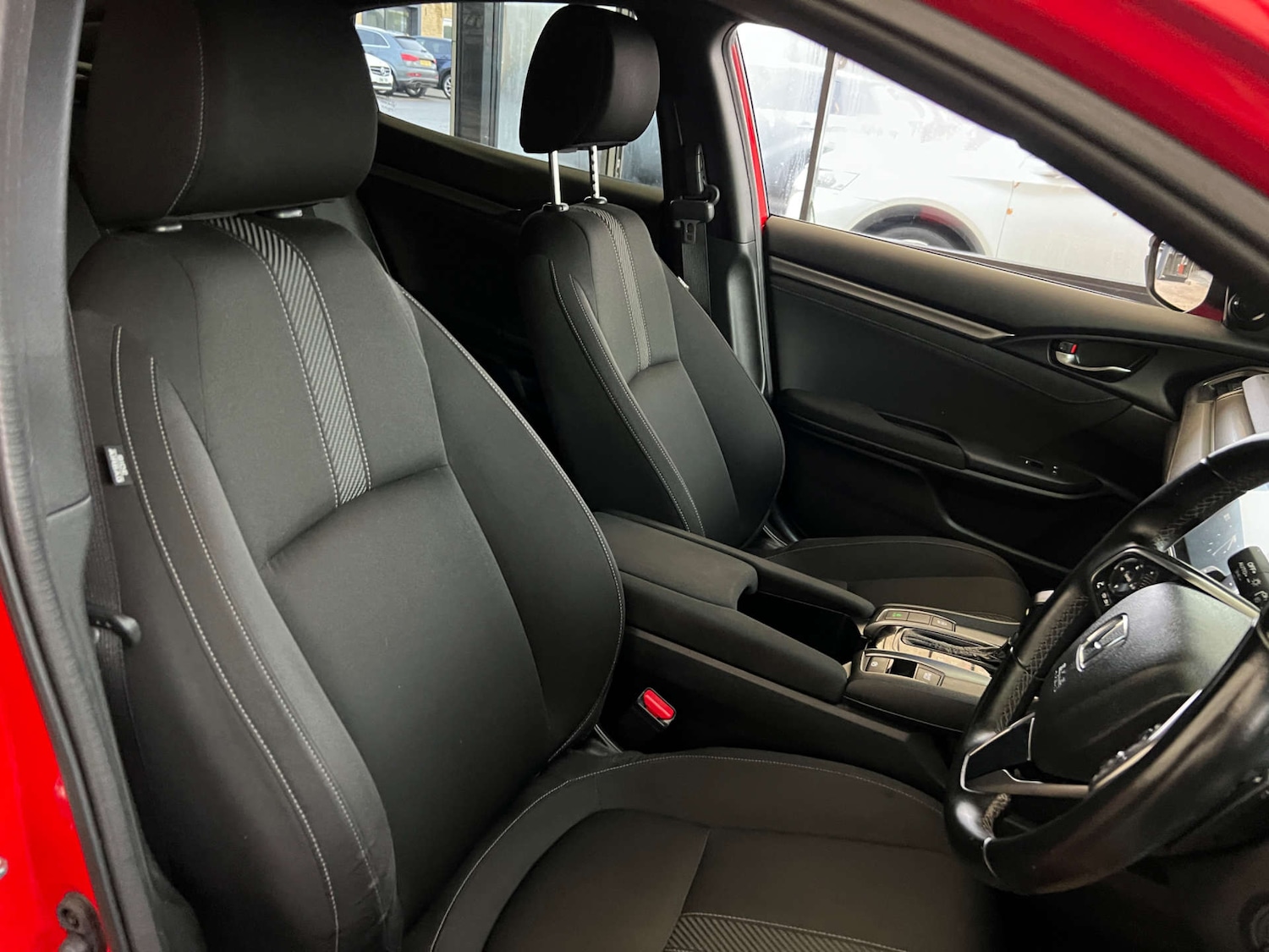 Used Honda Civic 2019 for sale - 76558357: Photo 10