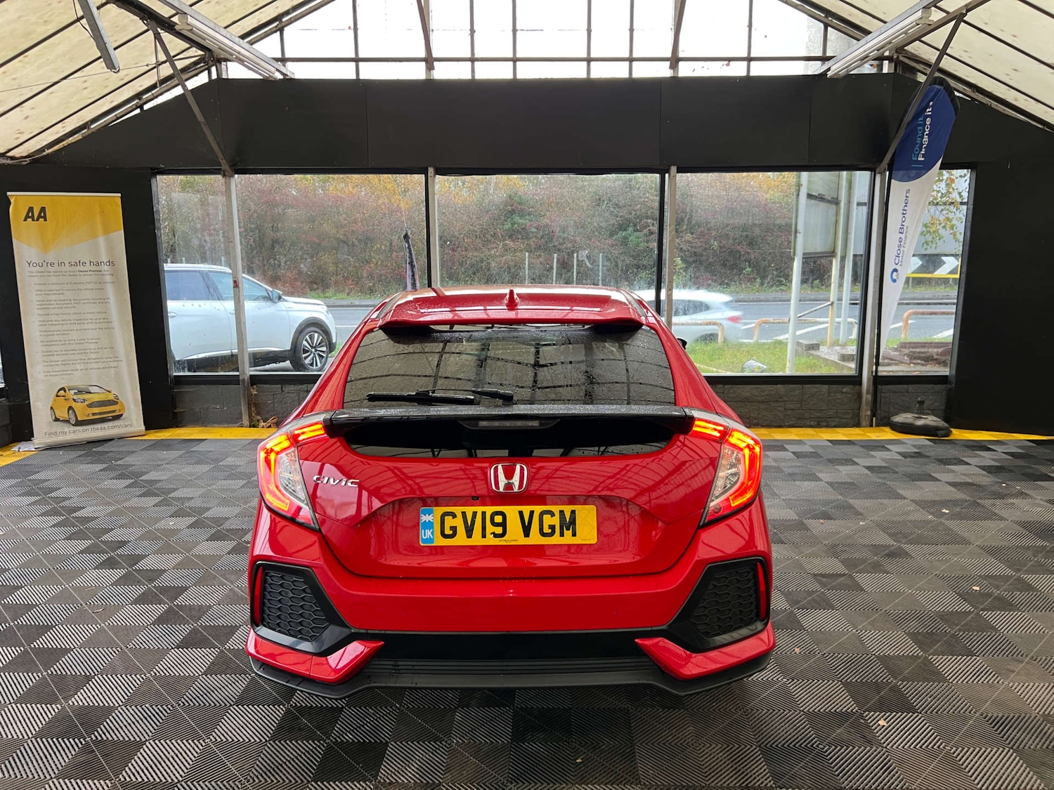 Used Honda Civic 2019 for sale - 76558357: Photo 7