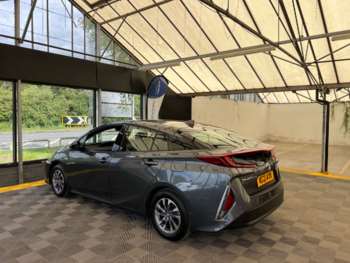 Used Toyota Prius 2021 for sale - 75039465: Photo
