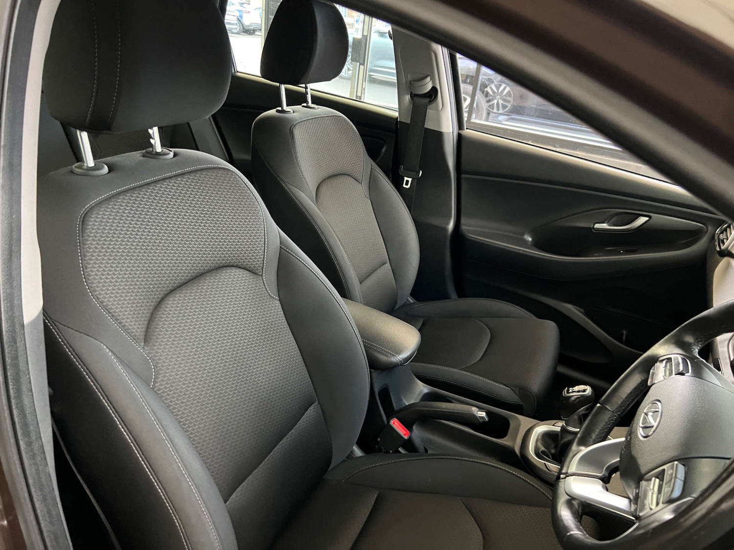 Used Hyundai i30 2017 for sale - 76436649: Photo 10