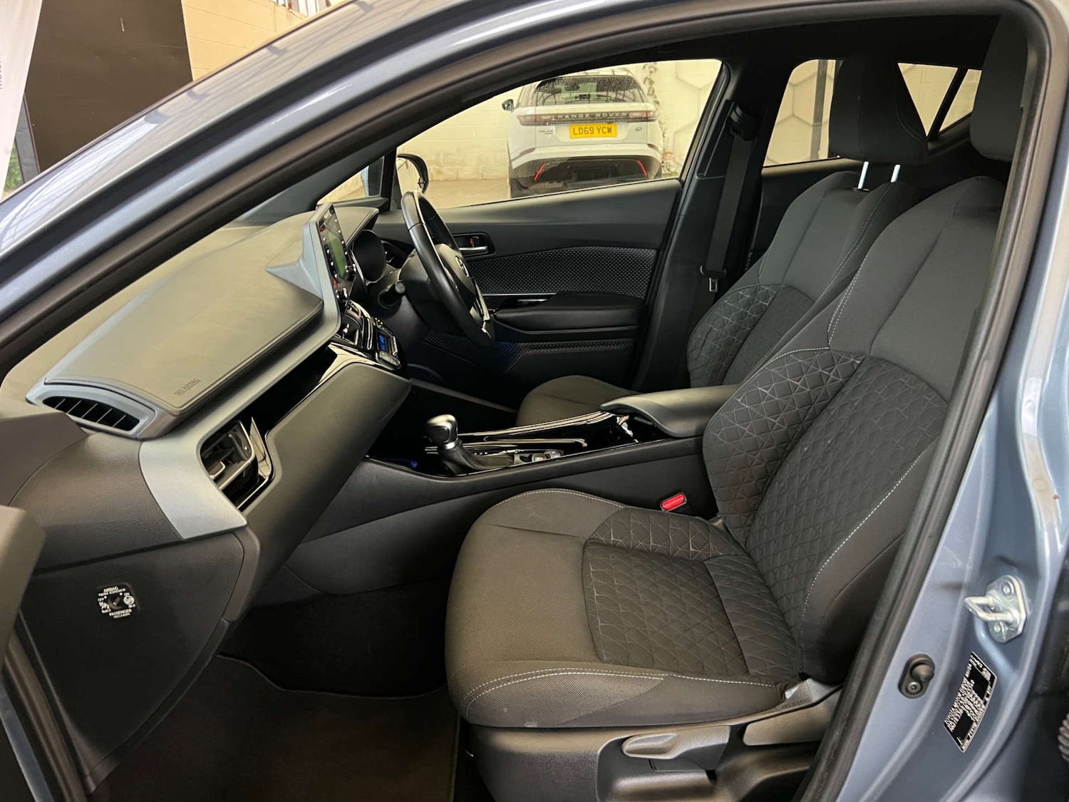 Used Toyota C-HR 2020 for sale - 78106642: Photo 24