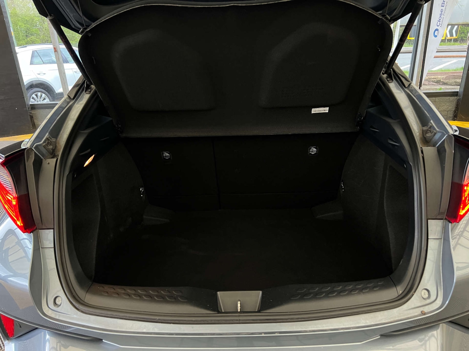 Used Toyota C-HR 2020 for sale - 78106642: Photo 27