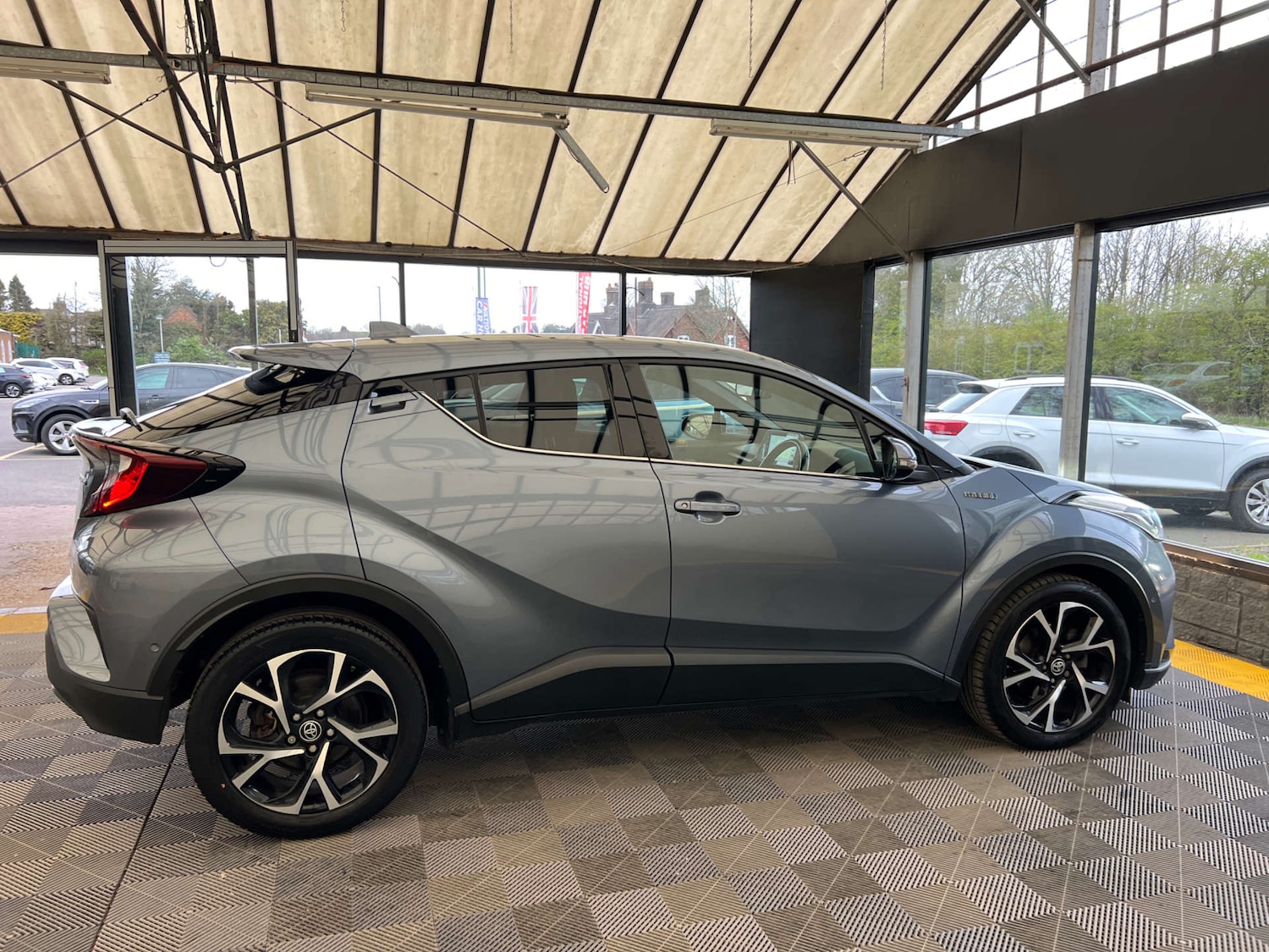 Used Toyota C-HR 2020 for sale - 78106642: Photo 9