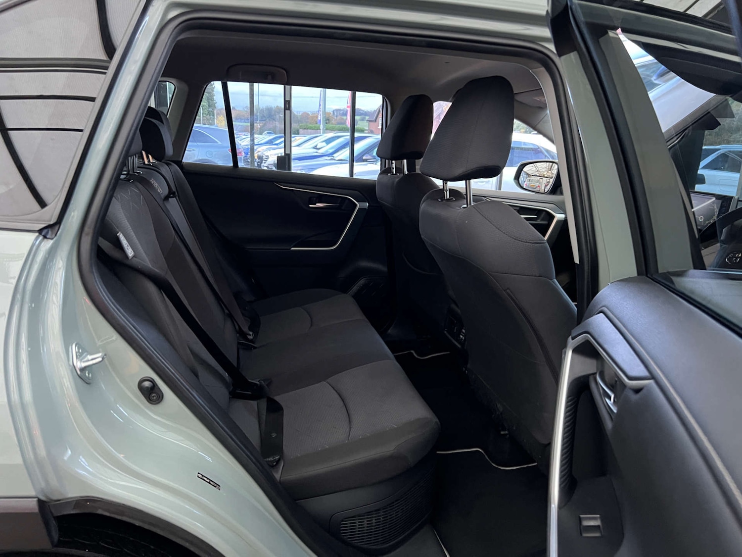 Used Toyota RAV4 2020 for sale - 76521207: Photo 25