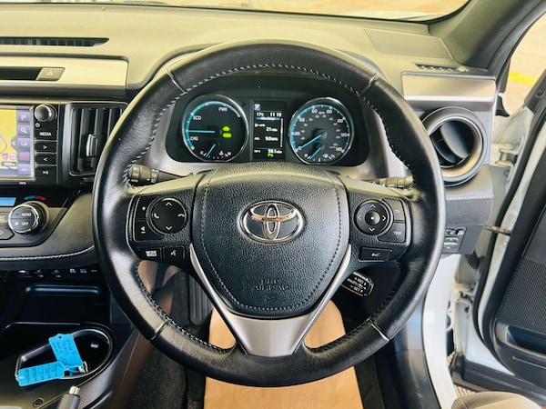 Used Toyota RAV4 2016 for sale - 74833045: Photo 12