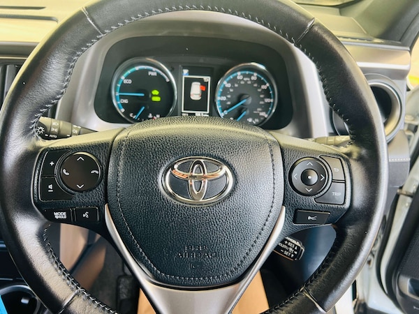 Used Toyota RAV4 2016 for sale - 74833045: Photo 16