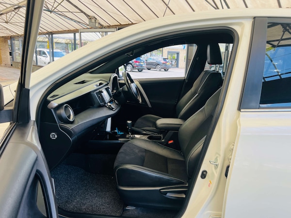 Used Toyota RAV4 2016 for sale - 74833045: Photo 24