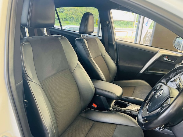 Used Toyota RAV4 2016 for sale - 74833045: Photo 7