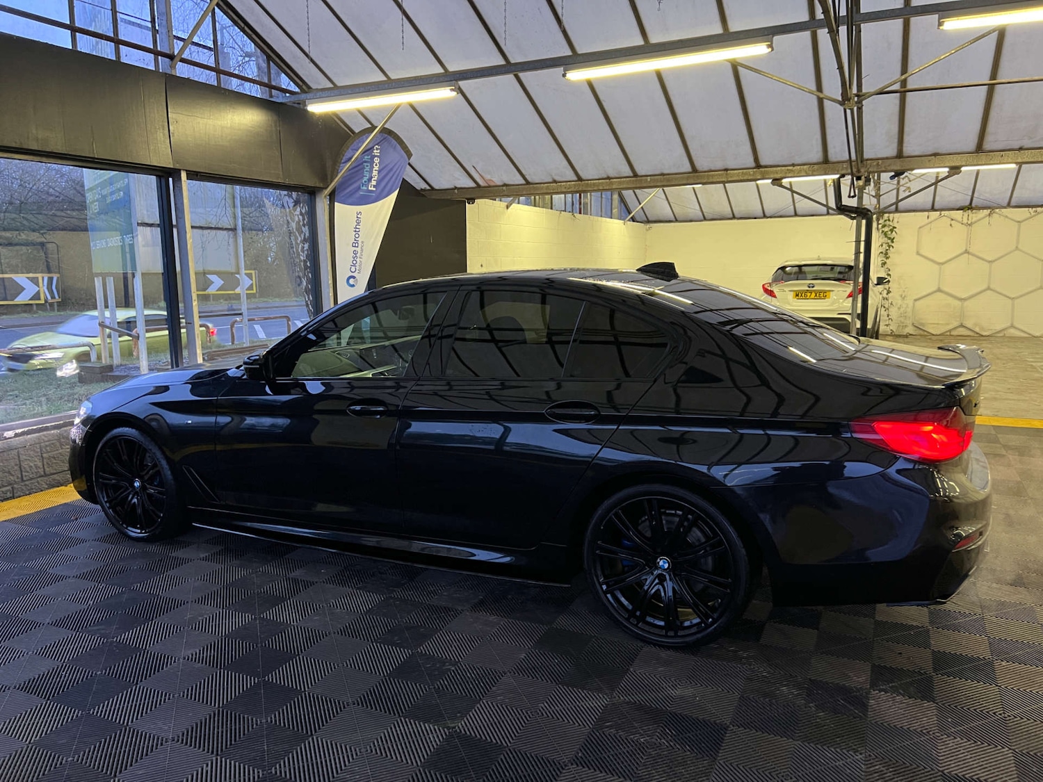 Used BMW 5 Series 2019 for sale - 77745523: Photo 7